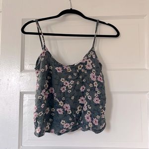 Floral flowy crop top with open back (Size Small from American Eagle)